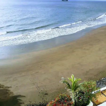 Playa Chica / Playa Gaviotas